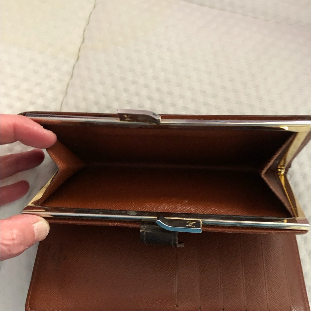 Wallet - Picture 4 of 4